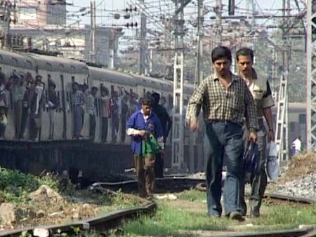 Solo Films - Howrah Station